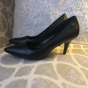 Calvin Klein Black Leather Pumps